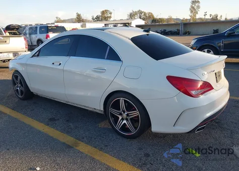 2015 Mercedes-Benz Cla 250 z USA, uszkodzony, nr VIN WDDSJ4EB4FN178244